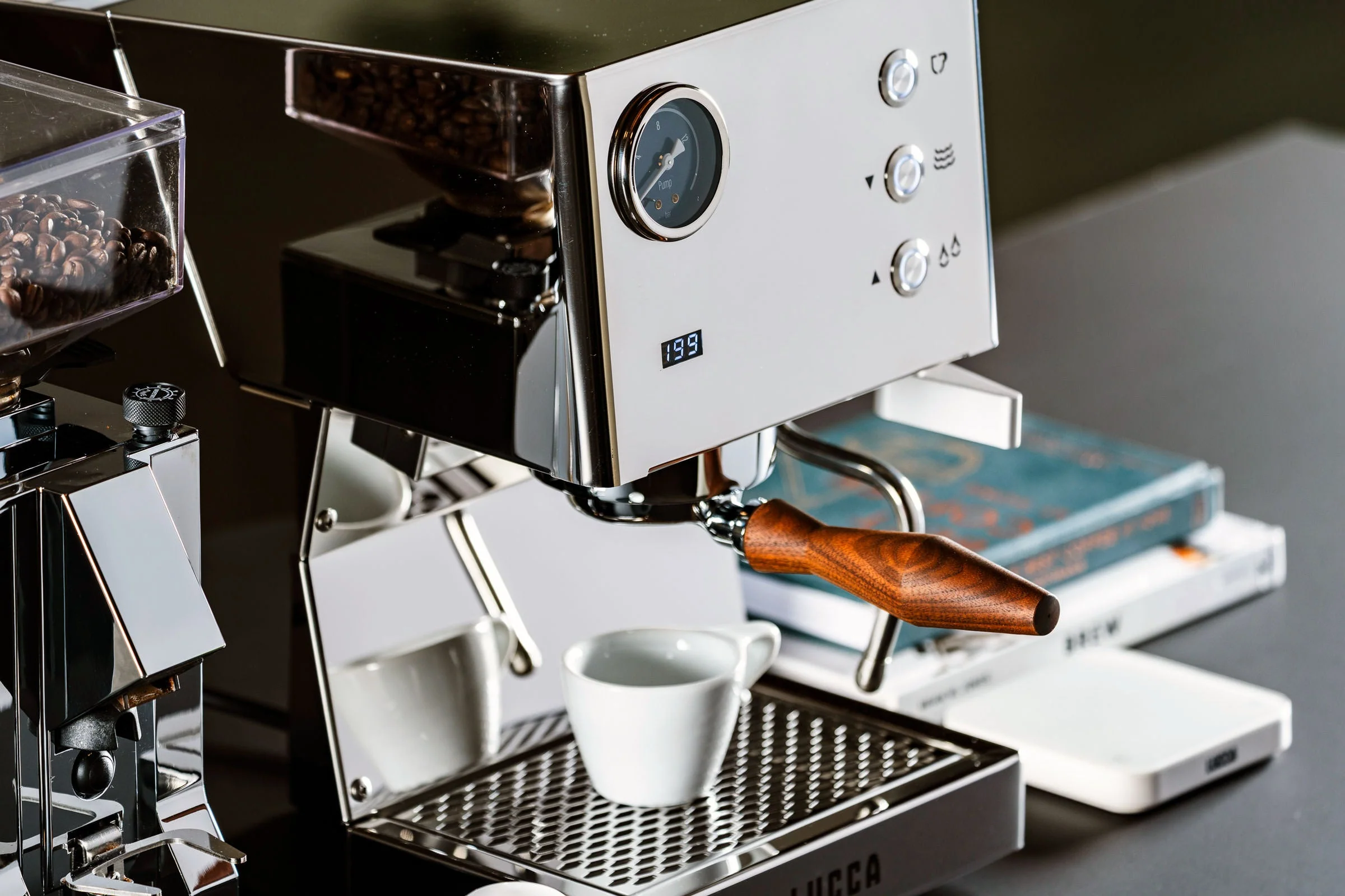 LUCCA Tempo Espresso Machine - Image 10